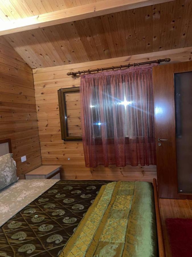 The Old Man'S Chalet Villa Dukat Esterno foto